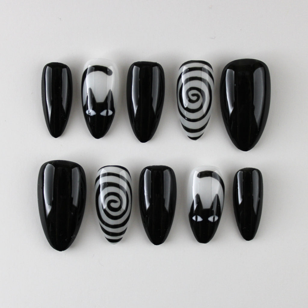 Spiral Black Cat Press-Ons