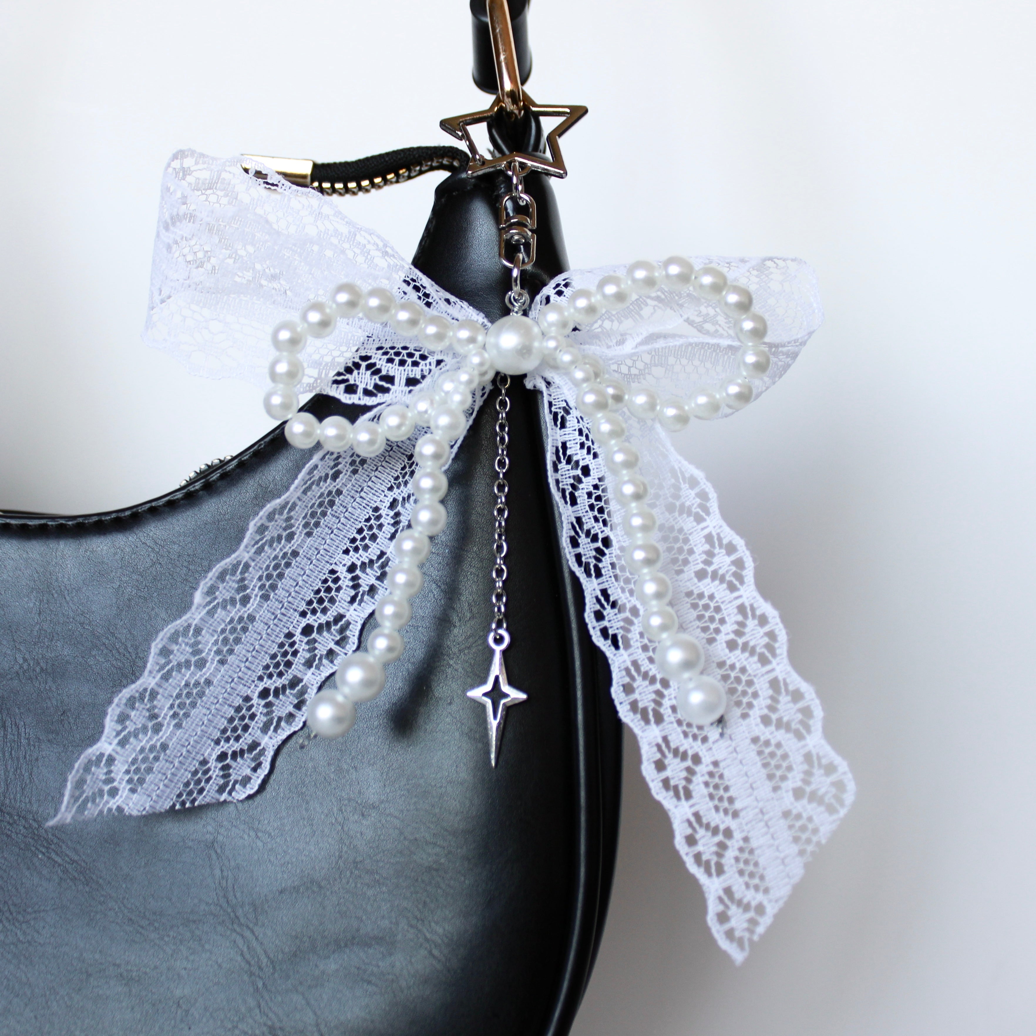 Pearly Bow Charm